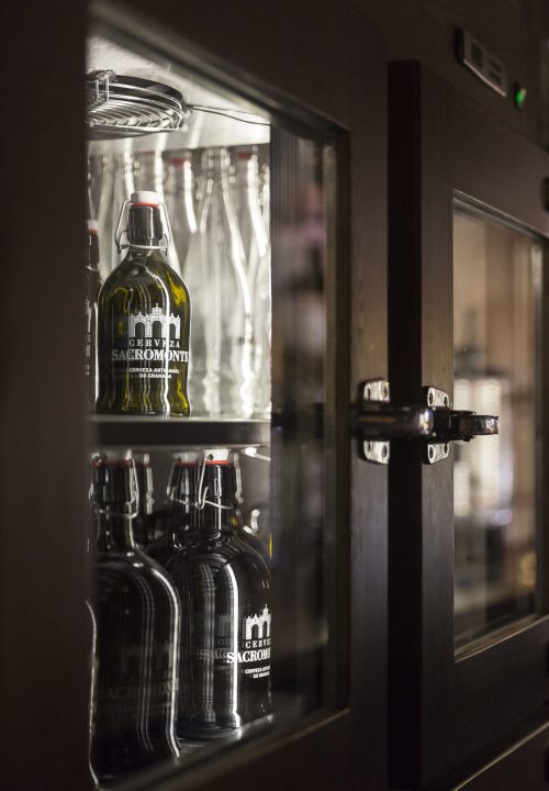 Fotografía de producto en tienda La Hermosa - Cervezas artesanas Sacromonte Granada